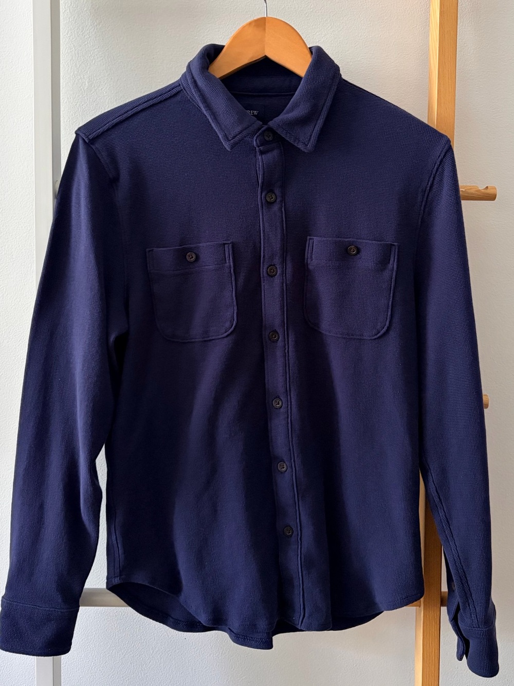 Men’s J. Crew Navy Long-Sleeve Button-Down Shirt‎